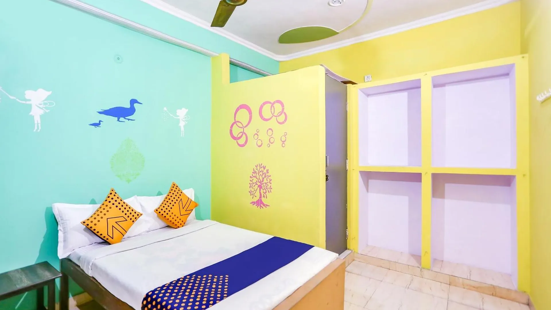 Hotel O White House Delhi  2*, Delhi (National Capital Territory of India) India