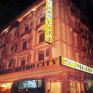 Metro ** Delhi (National Capital Territory of India)