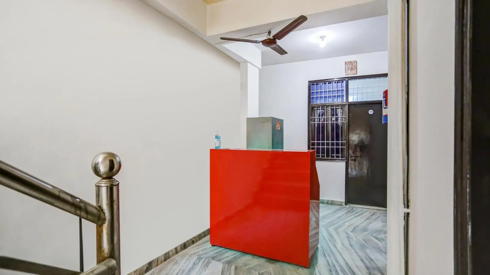 Hotel O White House Delhi  Delhi (National Capital Territory of India)